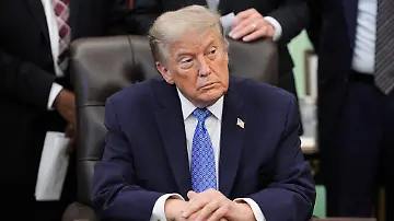 2026-06-26T194400Z_2087471571_RC2V1MAQVE74_RTRMADP_3_USA-TRUMP