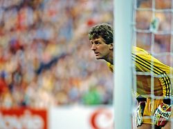 "Hosen runtergelassen": Ex-DFB-Torwart Eike Immel entgeht Gefängnis