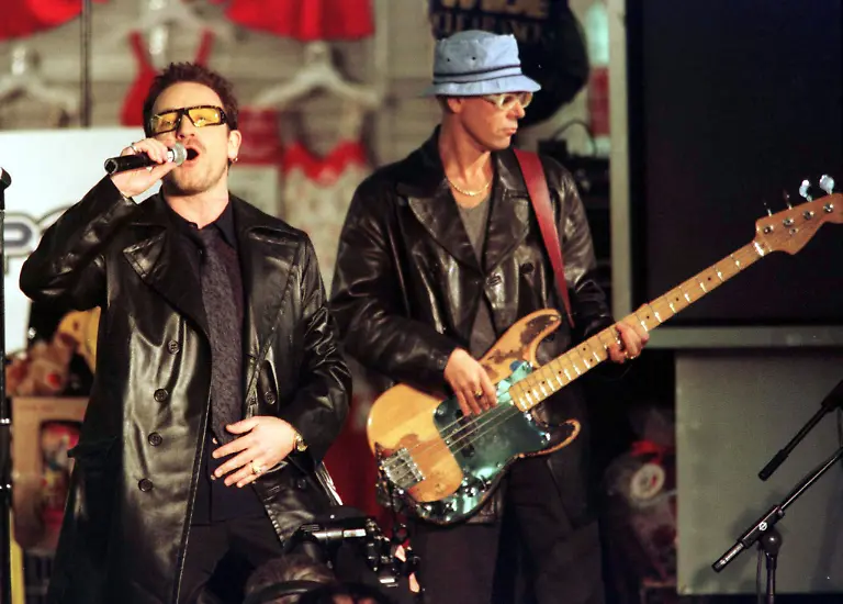 1997-02-12T120000Z-1075831303-PBEAHUMKHAY-RTRMADP-3-BONO