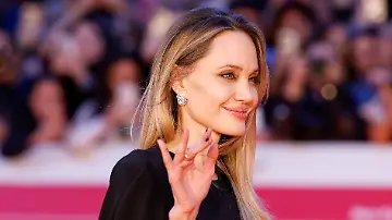 2025-10-18T164224Z_512361224_RC2GEHA8B0CI_RTRMADP_3_FILMFESTIVAL-ROME