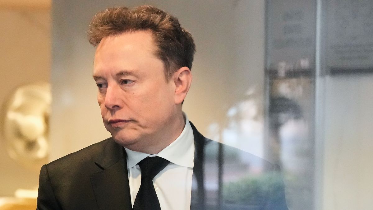 Production company responds: Elon Musk threatens documentary filmmaker ...