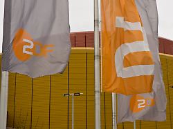 Kritik an Doppelstrukturen: Weimer stößt Debatte um Privatisierung des ZDF an