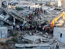 Noch fast 100 Menschen vermisst: Mindestens 21 Tote bei Einsturz von ausgebombtem Wohnhaus in Gaza