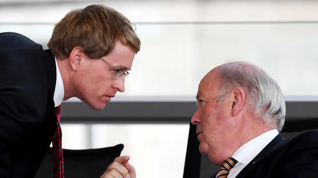 12df93bec84316612b2085a8d2b77980