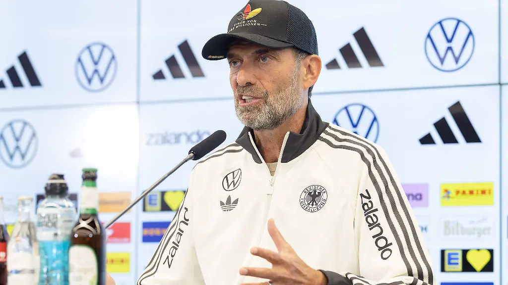 imago1083415477h