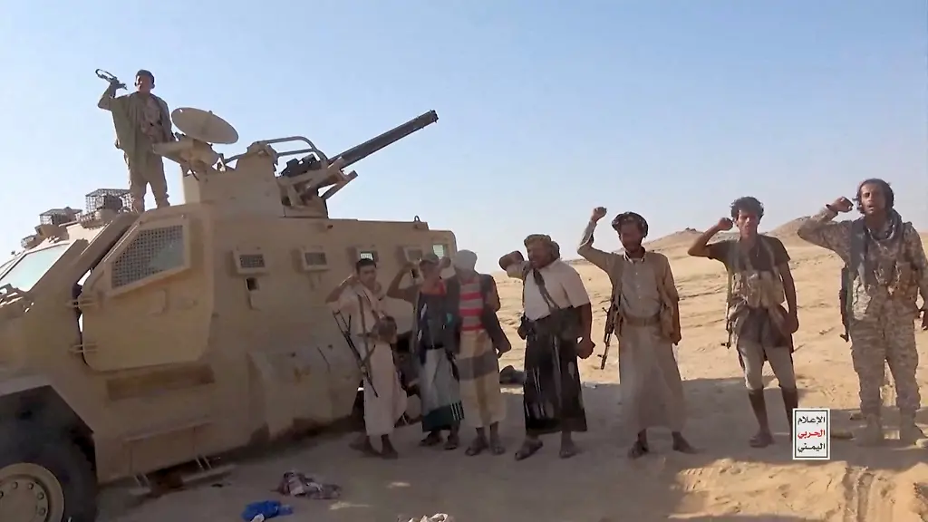 2026-09-17T090023Z_2076602824_RC2UJNACQE0F_RTRMADP_3_IRAN-CRISIS-YEMEN-HOUTHIS-MILITARY