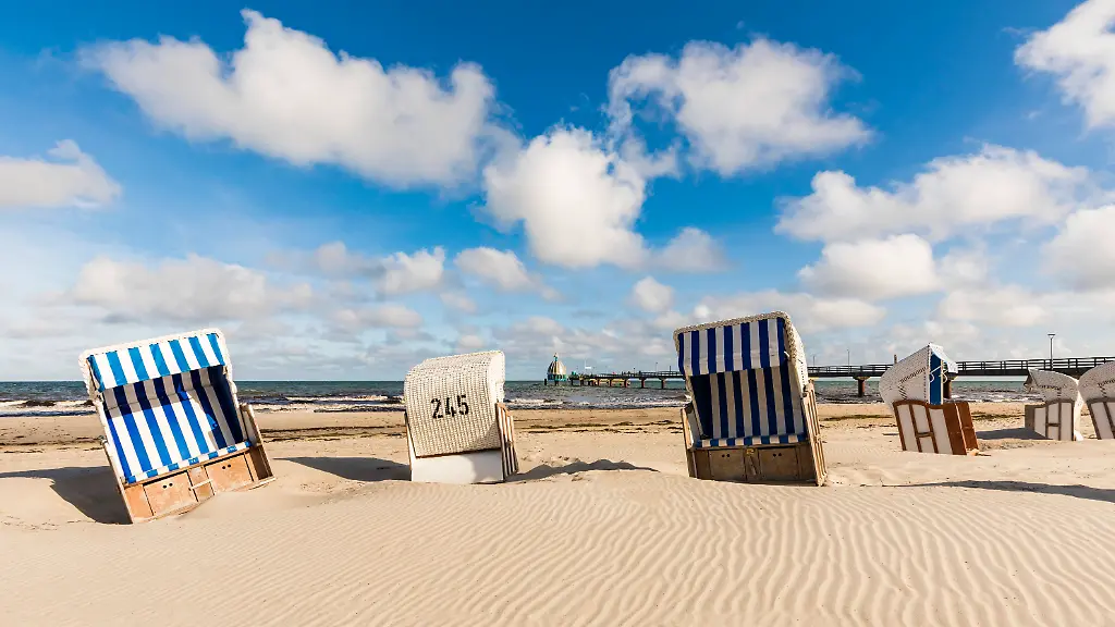 Trotz-der-aktuellen-Beschraenkungen-hofft-die-Reisebranche-auf-das-Sommerurlaubsgeschaeft-in-Deutschland