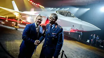 f35