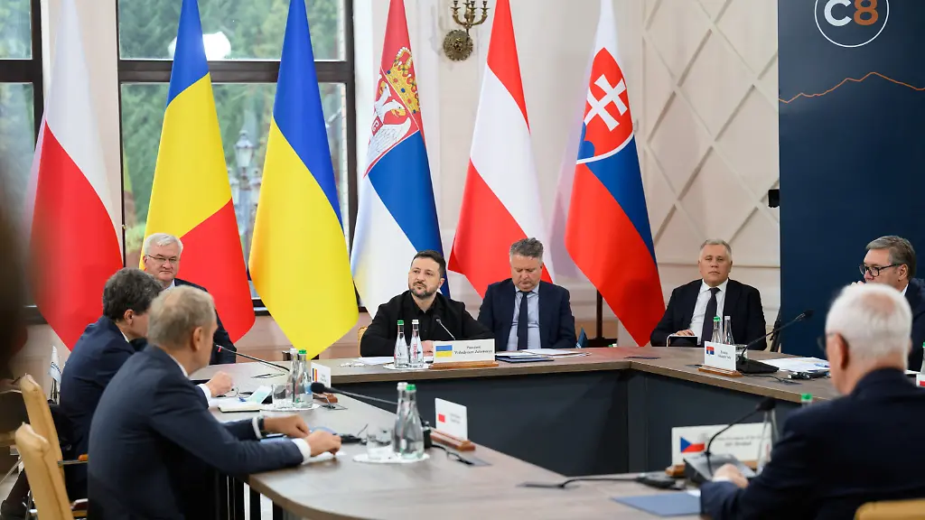 2026-09-18T103818Z_391275098_RC2JLNANBTCQ_RTRMADP_3_UKRAINE-CRISIS-SUMMIT