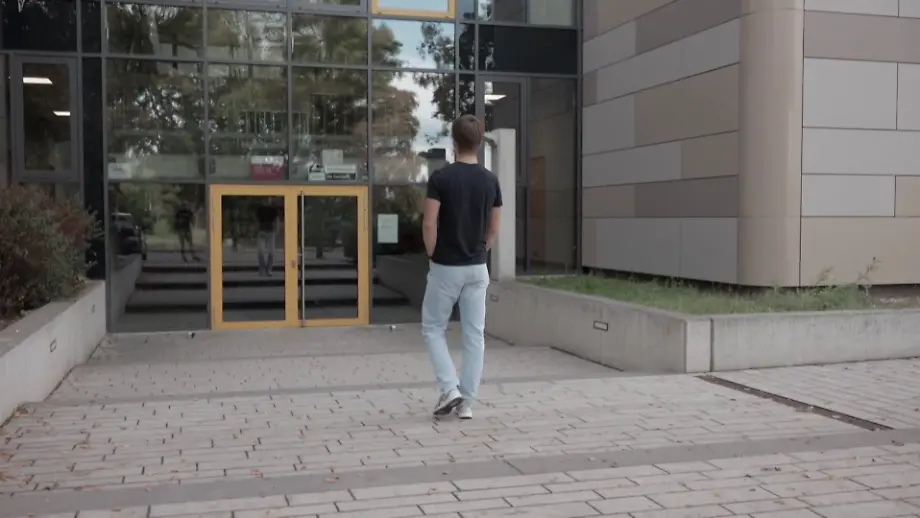 Video poster