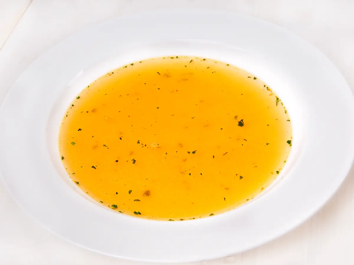 Öko-Test versalzt die Suppe: Diese Gemüsebrühen sollten nicht auf den Teller