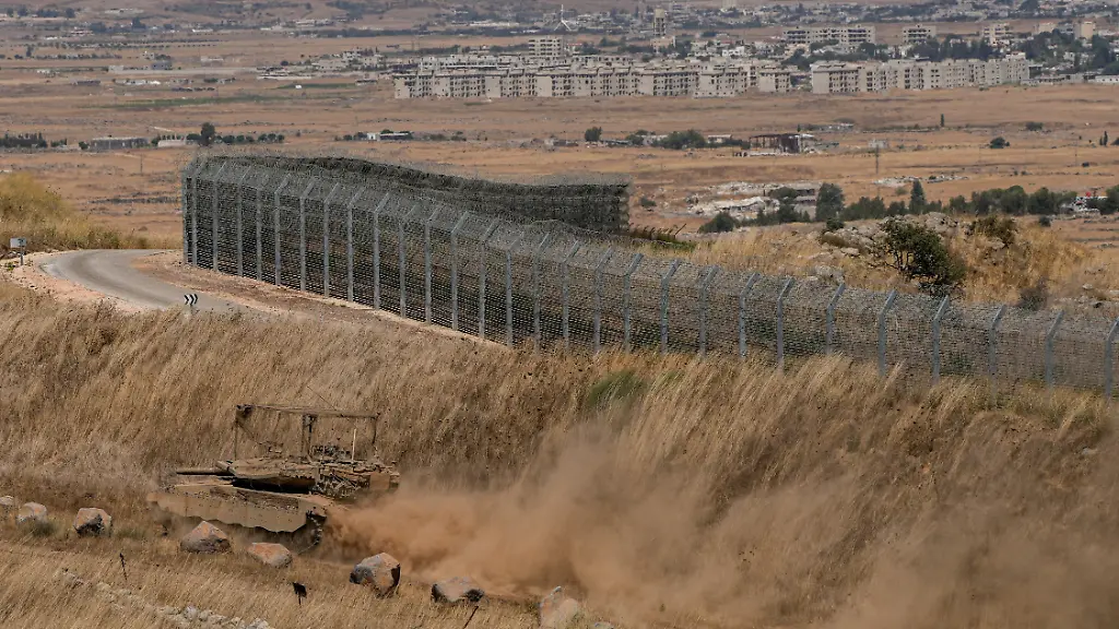 2026-08-20T145842Z_132822609_RC2C2NAC63JQ_RTRMADP_3_ISRAEL-SYRIA