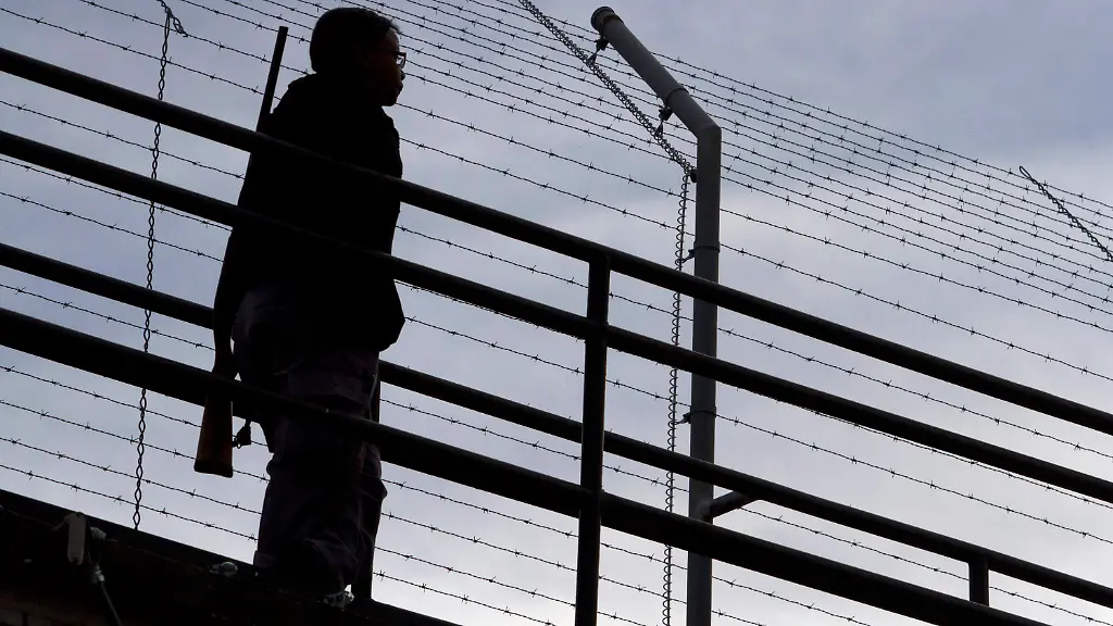 2014-01-23T120000Z_1822395039_GM1EA1N0NQU01_RTRMADP_3_USA-EXECUTION-TEXAS-MEXICO