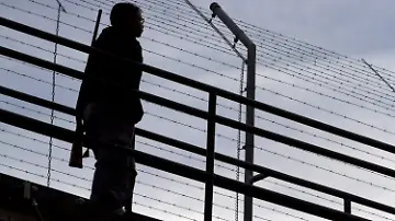 2014-01-23T120000Z_1822395039_GM1EA1N0NQU01_RTRMADP_3_USA-EXECUTION-TEXAS-MEXICO