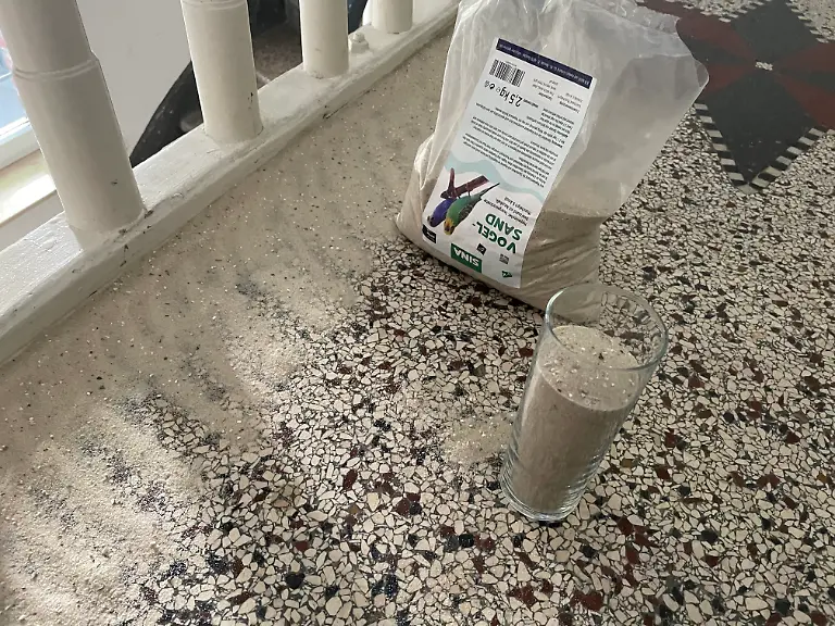 Test Akkustaubsauger Vogelsand Menge