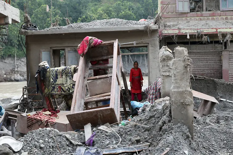 2026-09-18T150654Z_493243798_RC2LDNA524X3_RTRMADP_3_NEPAL-FLOODS-SURVIVORS