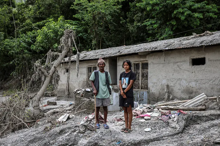 2026-09-18T101241Z_194665885_RC2IDNAV25PO_RTRMADP_3_NEPAL-FLOODS-SURVIVORS