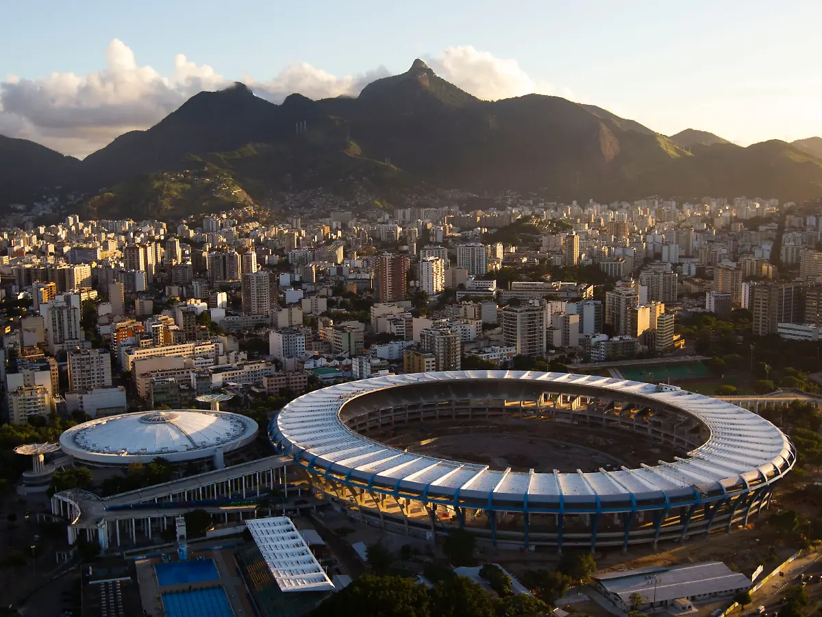 In legendärem Stadion: Rasen-Ärger in Brasilien fordert die NFL heraus