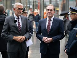 "Kapazität muss Maßstab sein": Sachsens Innenminister will Grundrecht auf Asyl streichen