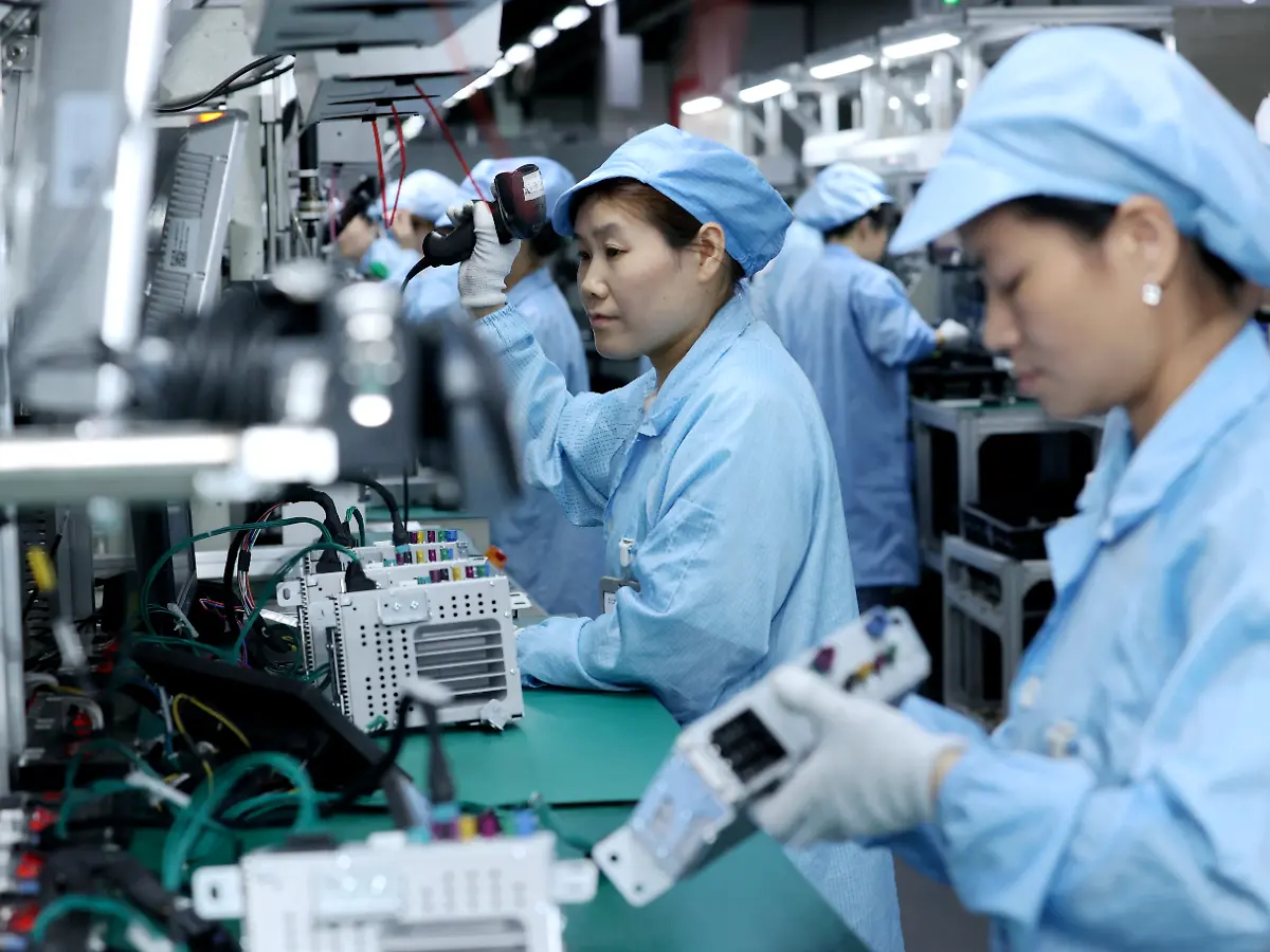 Brutale Überstunden-Kultur: Chinas Arbeiter beschweren sich bei der EU
