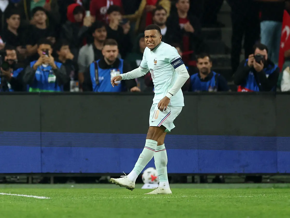 Mbappé fällt mit Knieverletzung aus
