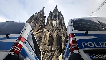 440878276