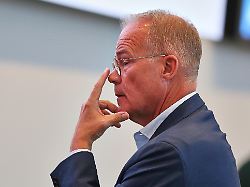 SPD bremst Linnemanns Pläne aus: Pflegekassen: Ohne Reform ist "in wenigen Monaten" das Geld alle