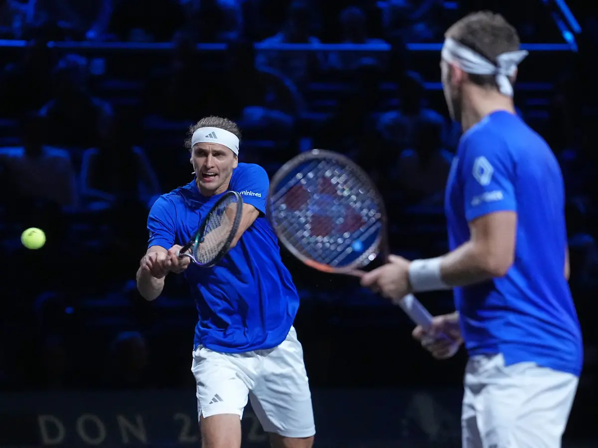 Gegen den Rest der Welt: Zverev bringt Europa nach Einzel-Drama im Doppel wieder auf Kurs