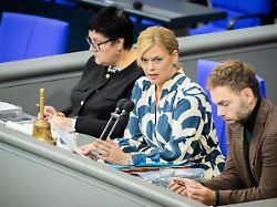 "Werfe ich ganze Fraktion raus": Klöckner droht Störern bei Linken und AfD im Bundestag