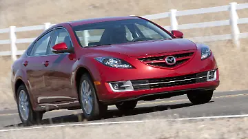 2011MAZDA6_03Hi