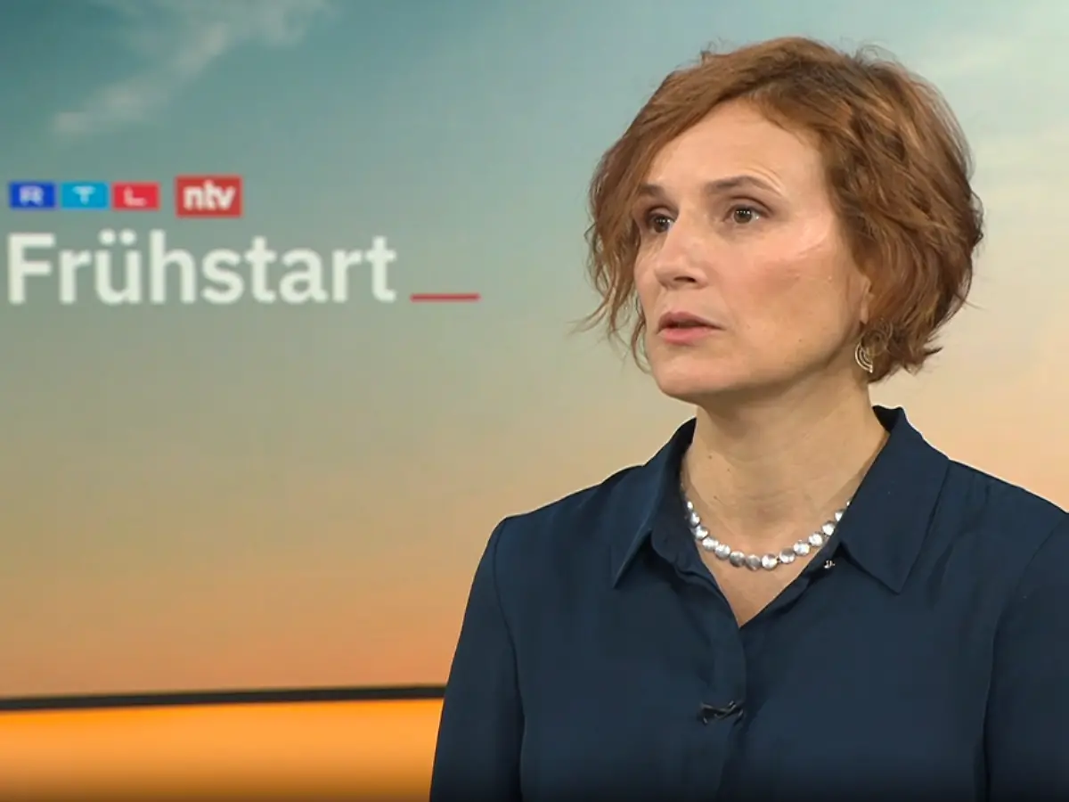 Katja Kipping im Frühstart : Paritätischer Wohlfahrtsverband warnt vor Pflegenotstand