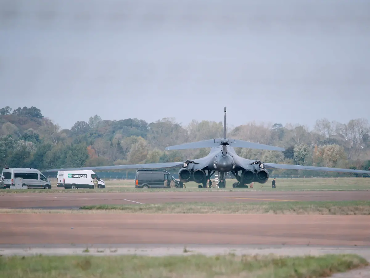 USA nutzen Militärbasis Fairford: Mögliche Anschlagspläne in England: Keine Sprengsätze gefunden