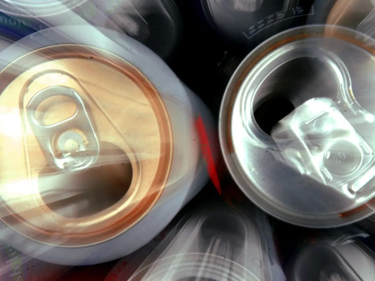 Kinder und Jugendliche greifen laut Umfrage häufiger zu Energydrinks