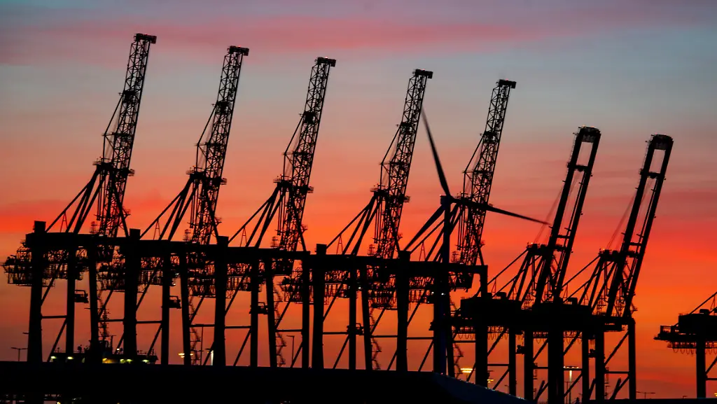 c4101f933a8947b221575693b0d109c1