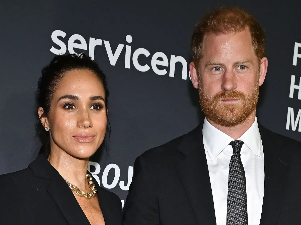 Harry und Meghan empört über Paparazzi an Schule der Kinder