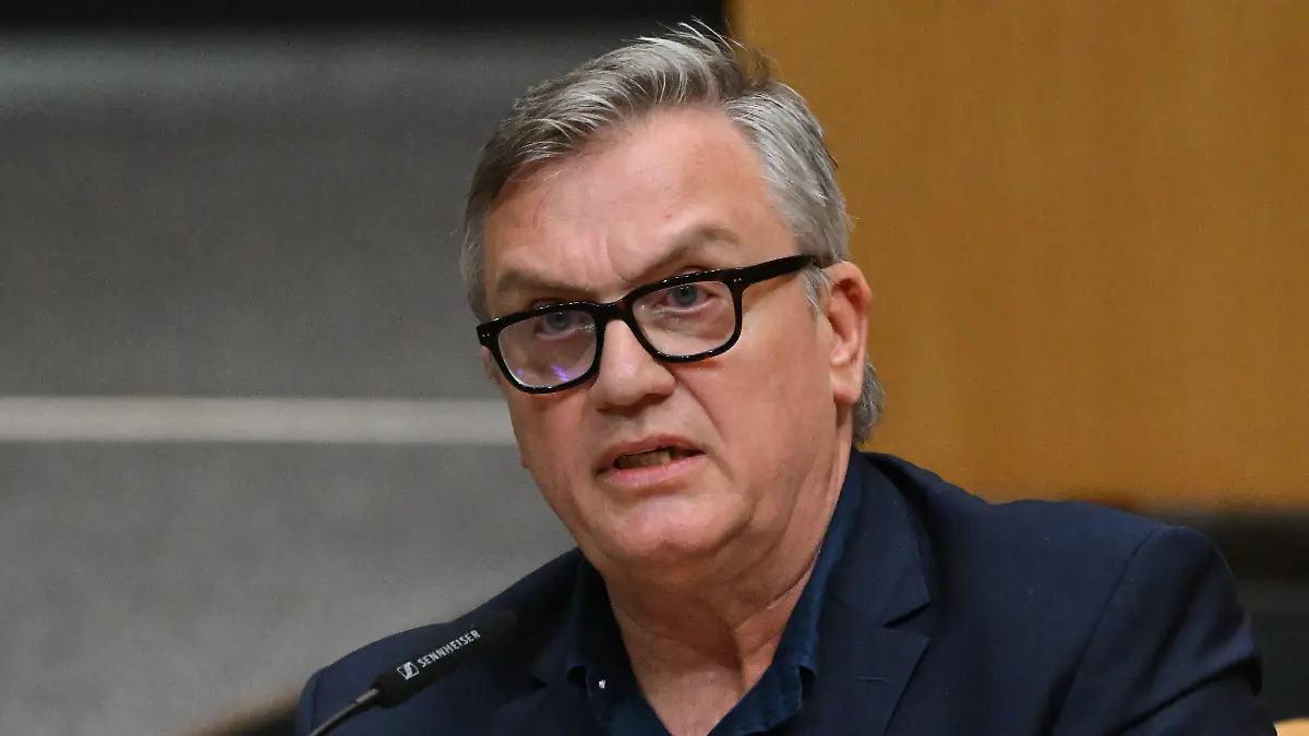 "Fear, lies and hate": AfD has no question for Mr. Kerkeling and Maaßen goes to eat with Höcke