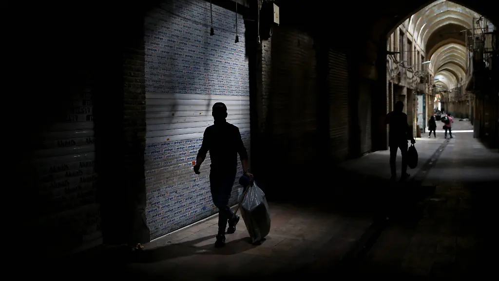 f4bdd404fc7c3240d05413e9f882ee4b