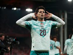 Auf Flucht folgt Sieg: Divenlose Portugiesen schießen Ronaldo-Frust weg