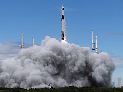 Rund 400 Kilometer über der Erde: Nasa-Astronauten erreichen ISS in Rekordzeit