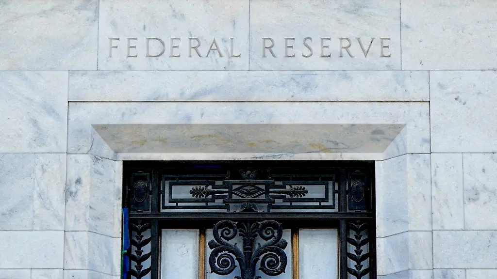 epi_1074664868_REUTERSFOTO_2026-09-14T100013Z 37775884 RC2FWHA564G4 RTRMADP 3 USA-FED-INVESTORS.JPG_FILE PHOTO_ The Fede