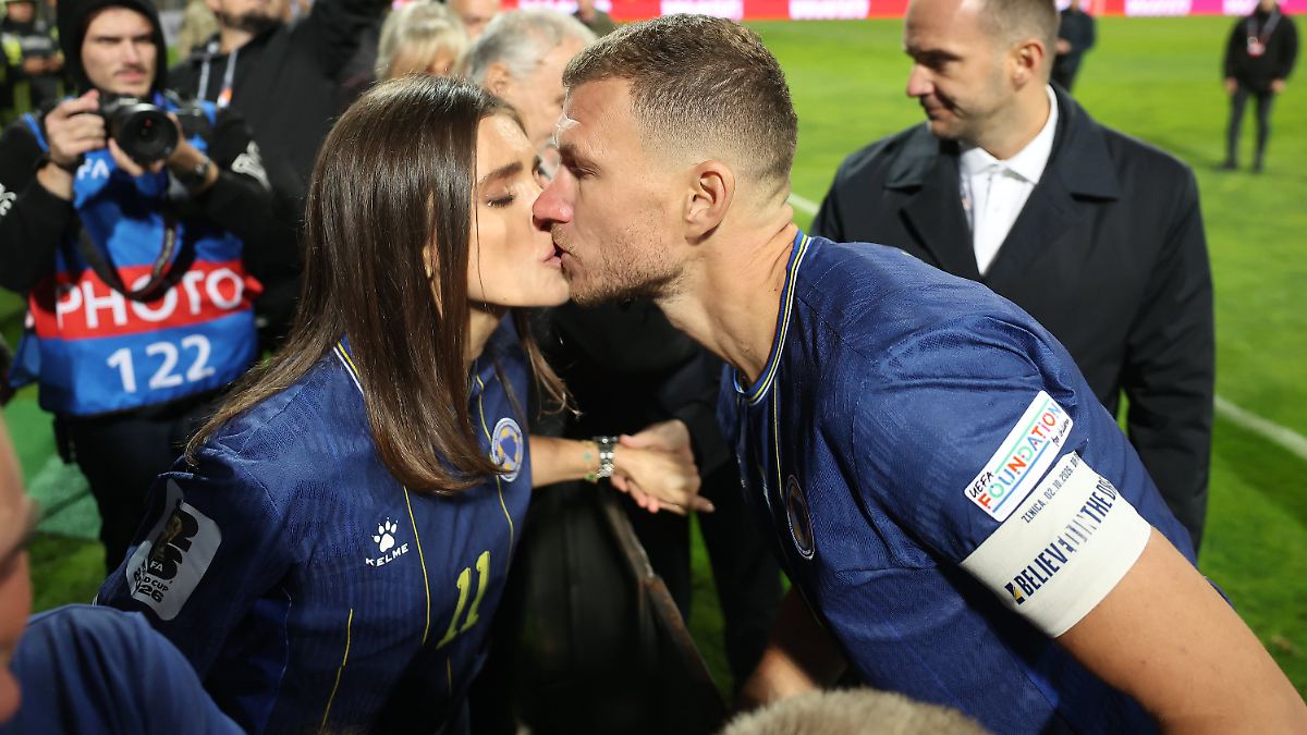 Das ganze Land spielt verrückt: Bosnien-Herzegowina legt sich Edin Dzeko ...