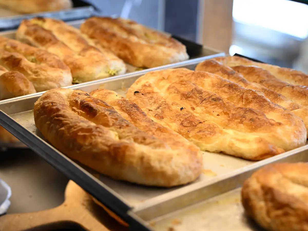 Erfolg der neuen Snack-Kultur: Balkan-Bäckereien erobern deutsche Städte