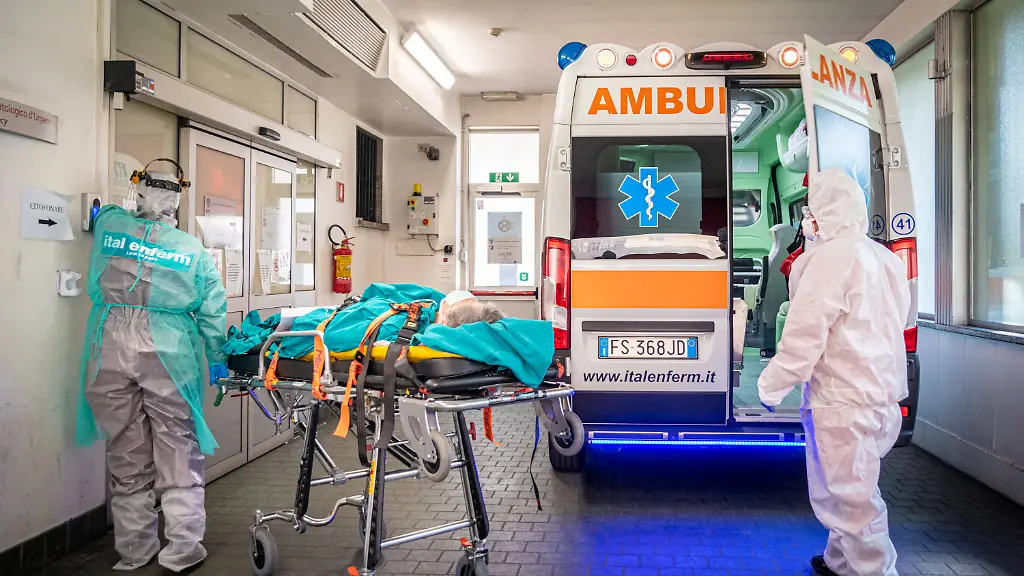 Aerzte-und-Pflegepersonal-gehen-in-Italien-an-ihre-Grenzen