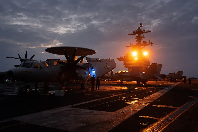 2026-10-03T100304Z_1193513688_RC2EINANWJY5_RTRMADP_3_IRAN-CRISIS-AIRCRAFT-CARRIER