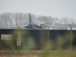 Drohnengefahr in Großbritannien?: Bericht: USA verlegten Bomber aus Sorge vor iranischen Angriffen