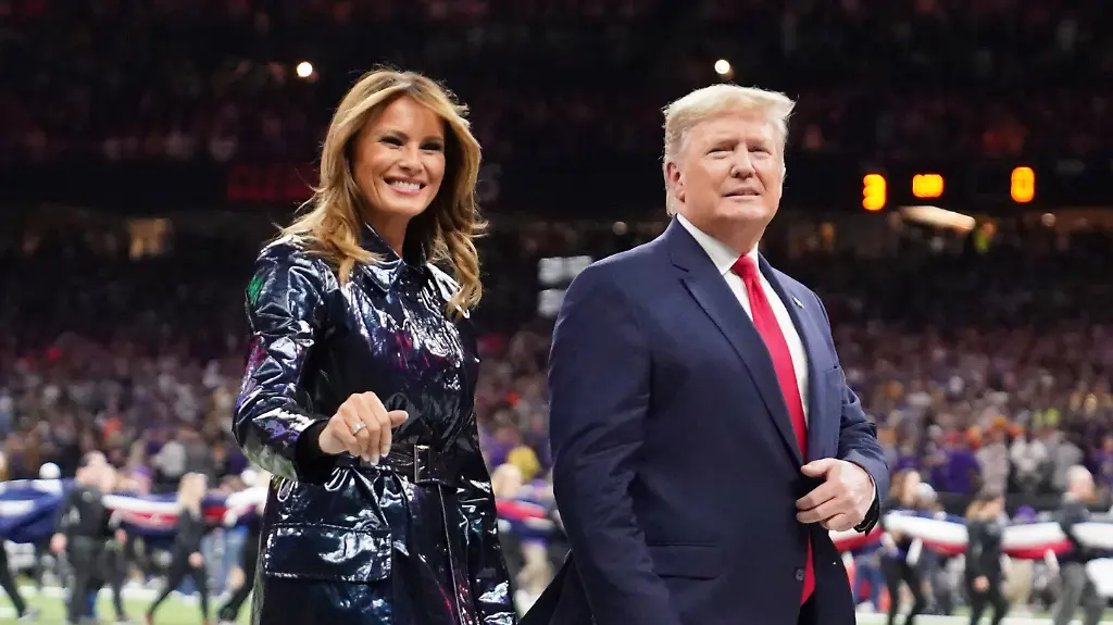 2020-01-14T013119Z-207651489-NOCID-RTRMADP-3-NCAA-FOOTBALL-COLLEGE-FOOTBALL-PLAYOFF-NATIONAL-CHAMPIONSHIP-CLEMSON-VS-LOUISIANA-STATE