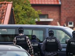 Spionagefall August Hanning: Nouripour will Geheimdienstmitarbeitern Beratungsjobs verbieten