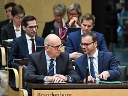 Brandbrief aus Brandenburg: Schwarz-roter Appell an Bund: "Reißt euch zusammen!"