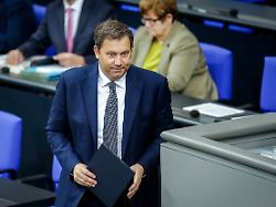 "Keine geringe Summe": Klingbeil wehrt sich gegen Kritik an seiner Steuerreform