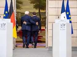 Bild: Versicherung an Frankreich: Steinmeier: 